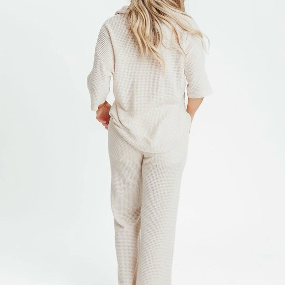 Worth Collective | Ava Waffle Knit Pant & Button Up Set - Picture 4 of 5